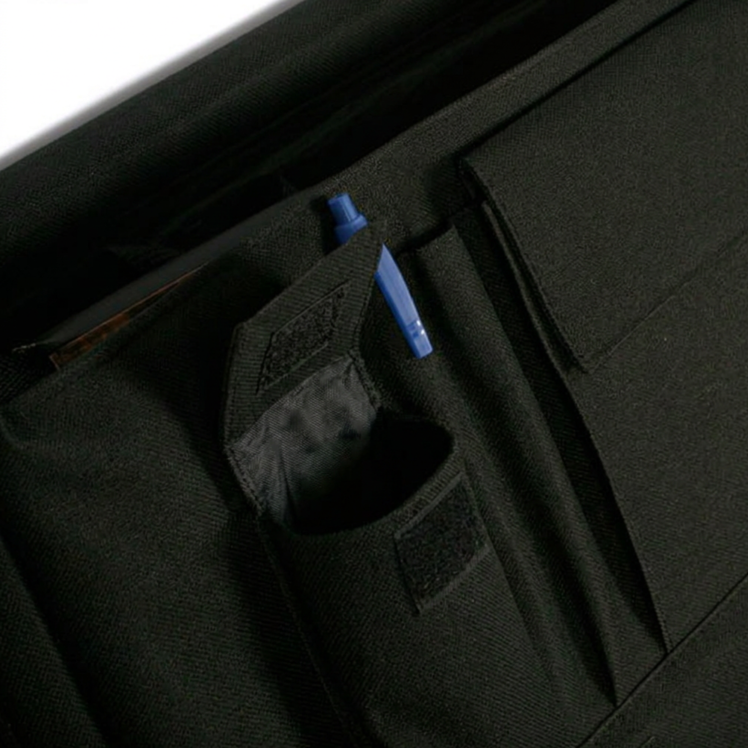 Nervin Messenger Bag
